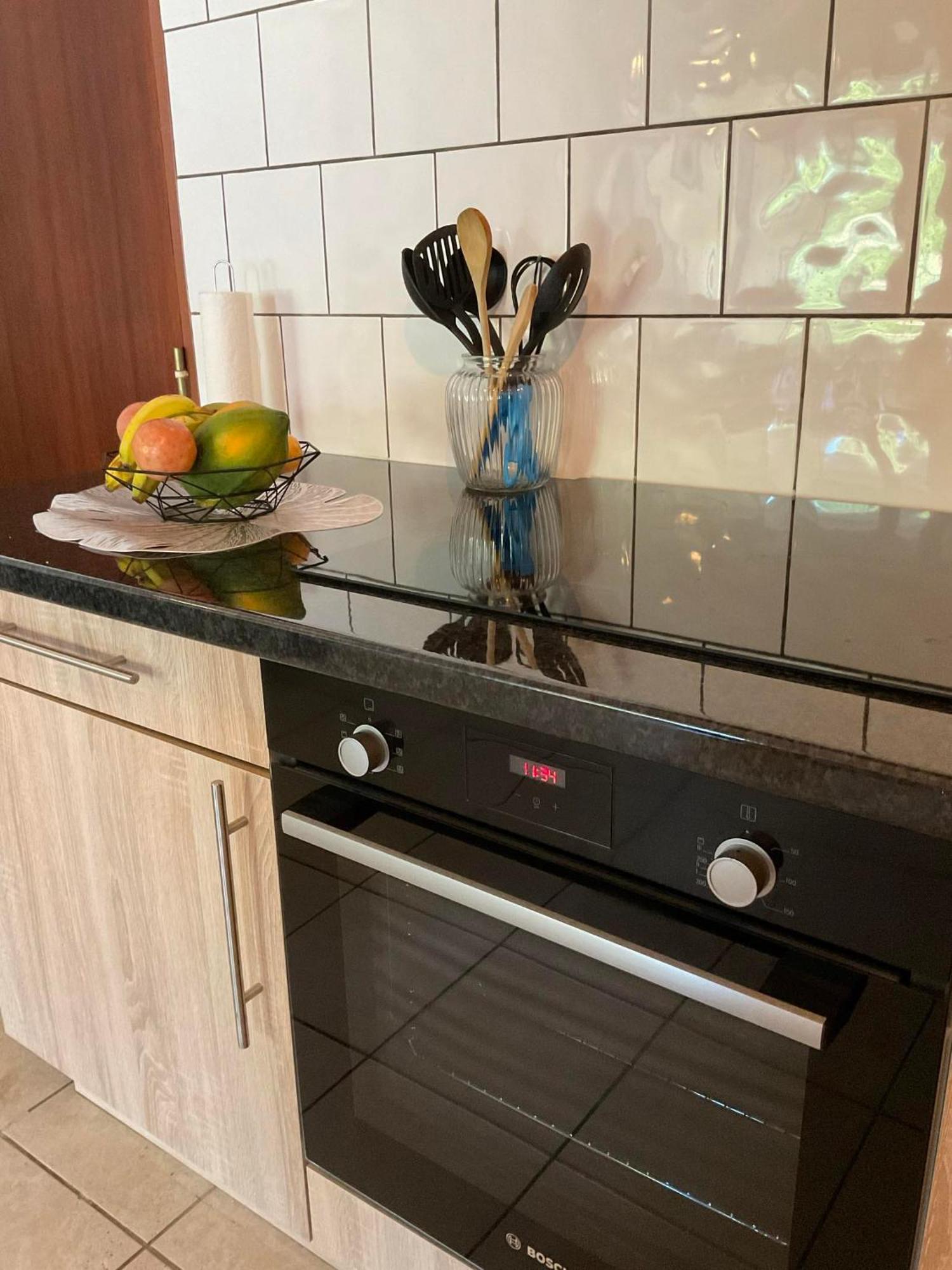 Prestige Lodging City Center 파페에테 외부 사진